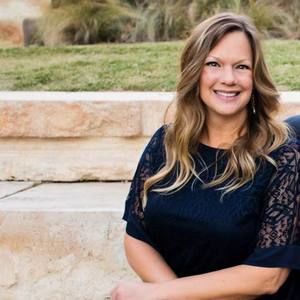 Meet your Posher, Lori